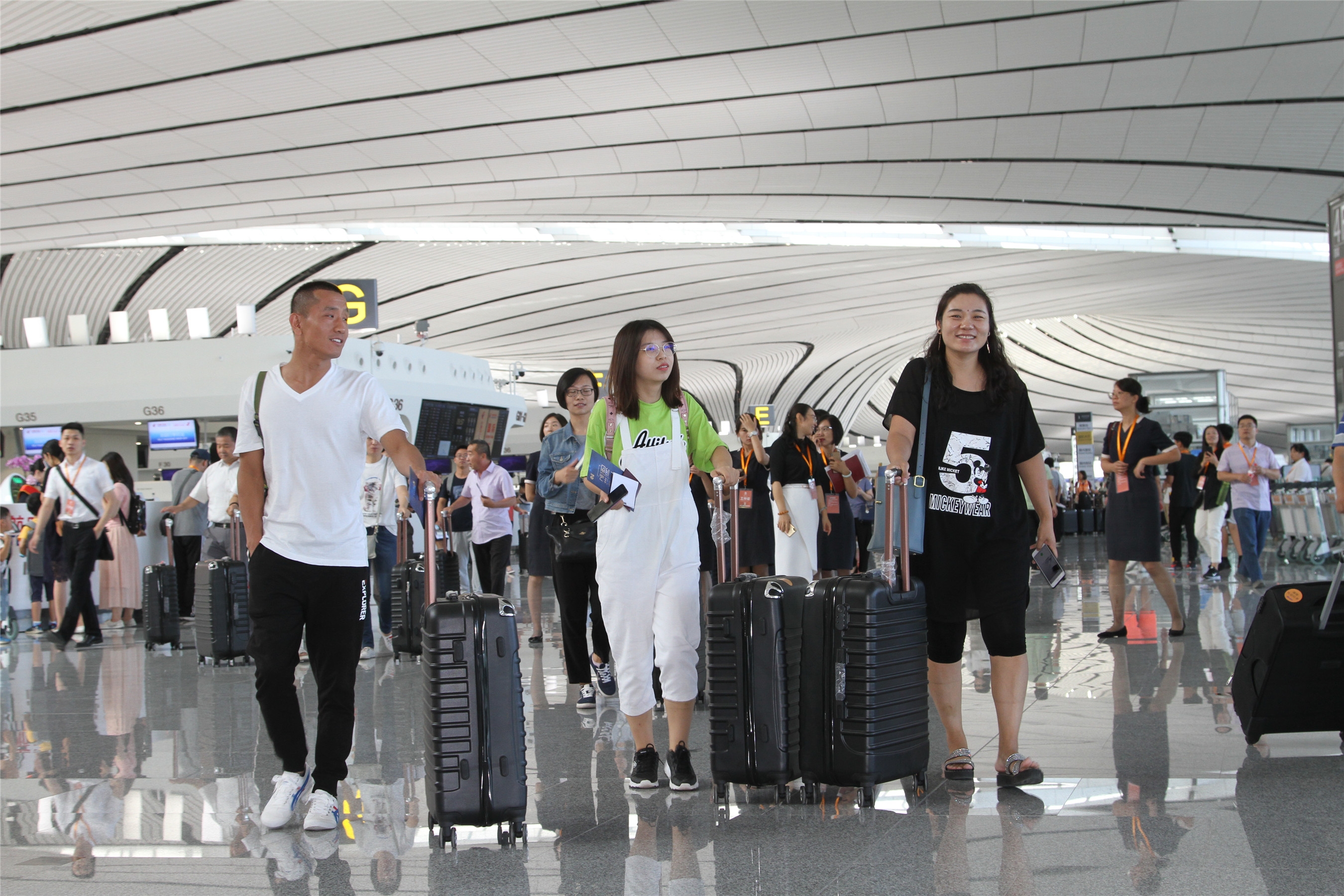 1小时52个航班进出港!大兴机场第四次“练起来”504217_ 1小时52个航班进出港!大兴机场第四次“练起来”