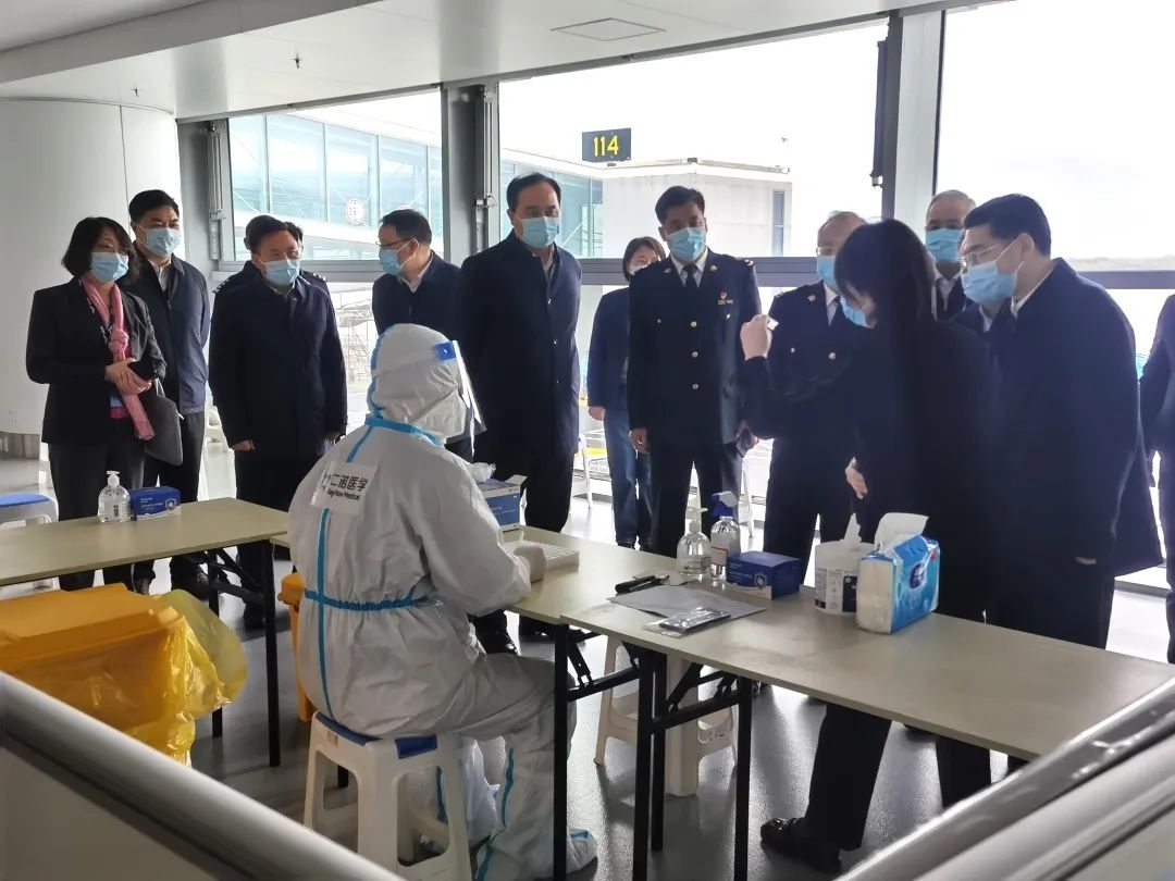 江苏省政府领导带队对东部机场集团进行安全和防疫督查581665_ 江苏省政府领导带队对东部机场集团进行安全和防疫督查