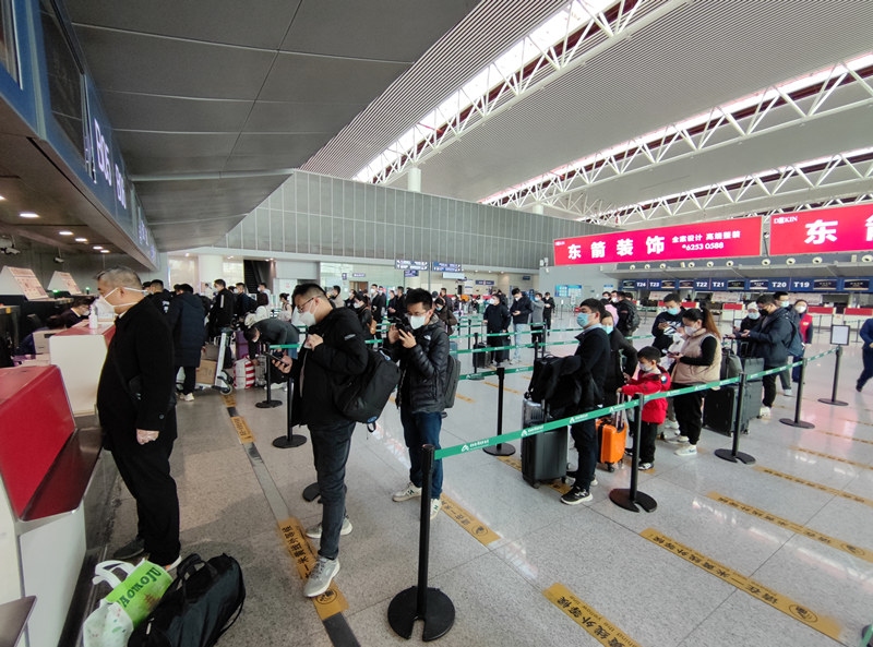 合肥机场预计春运旅客吞吐量95.8万人次597609_ 合肥机场预计春运旅客吞吐量95.8万人次